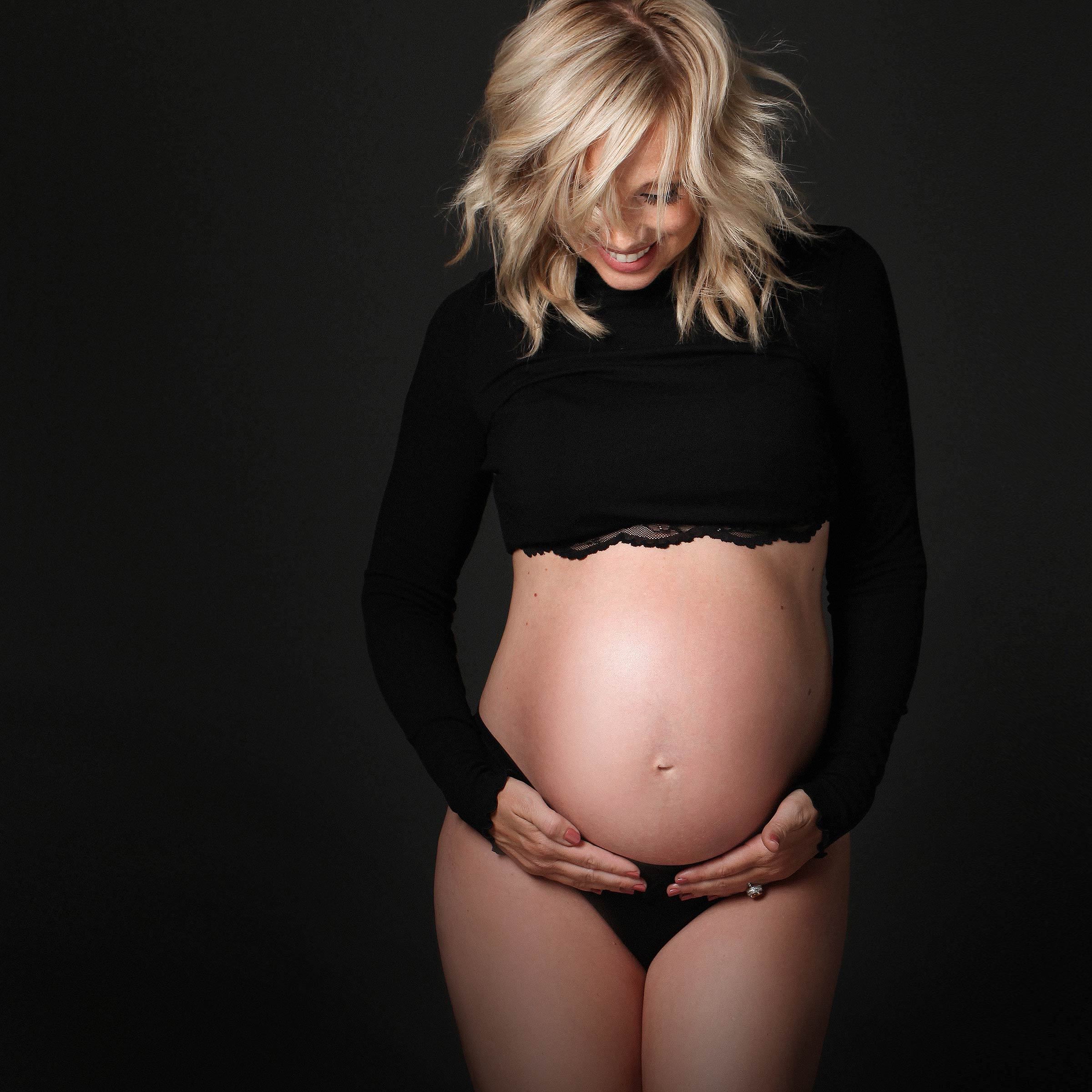 newborn-maternity-baby-family-photographer-london-ontario-paula-tizzard