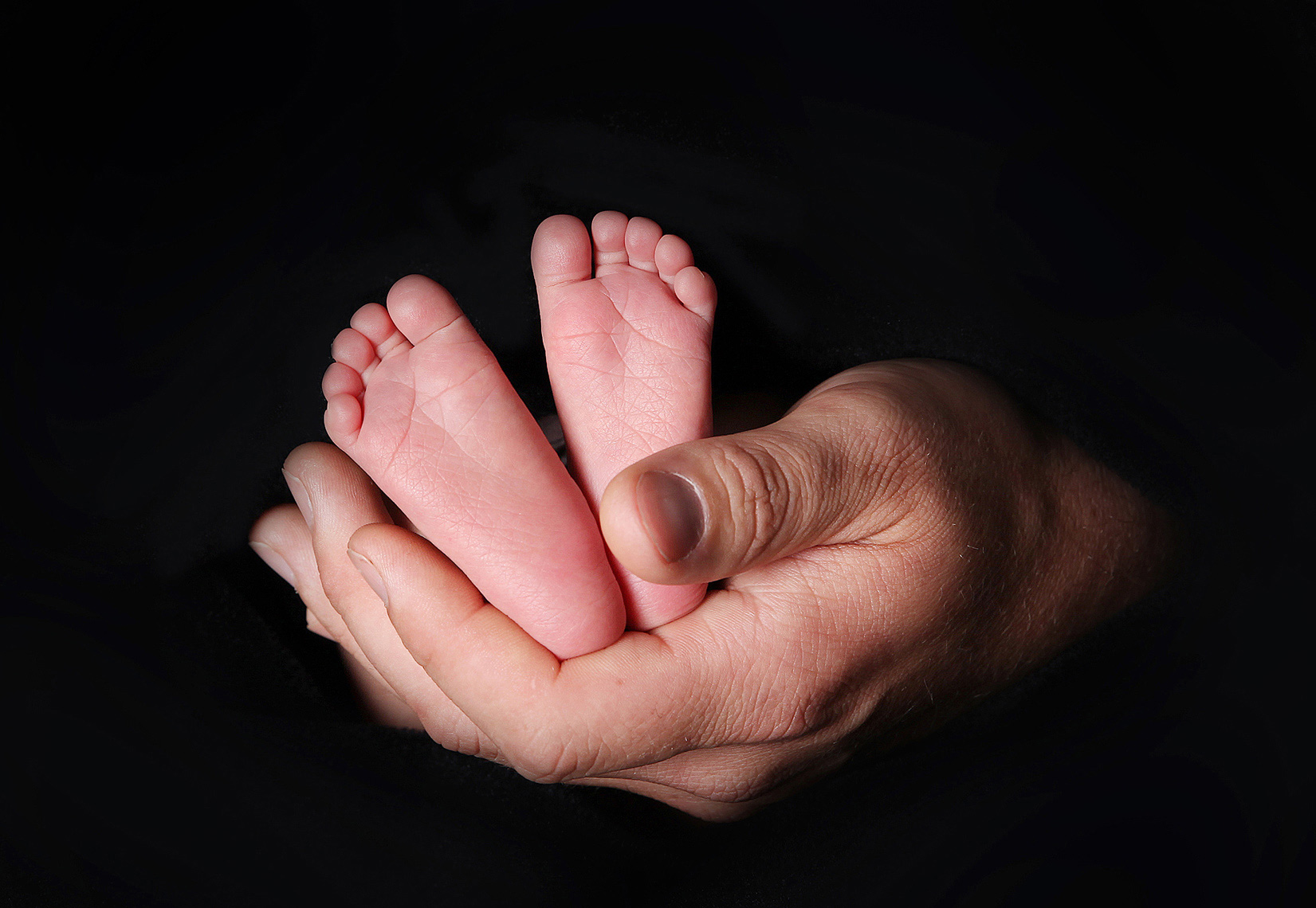 baby feet photos, London, Ontario newborn photography